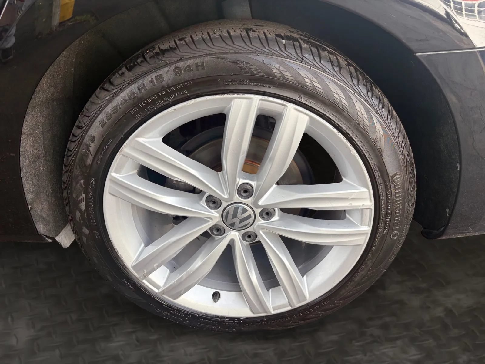 Used 2019 Volkswagen Passat 2.0T Wolfsburg w/ Wheels & Sunroof Package FWD image 42