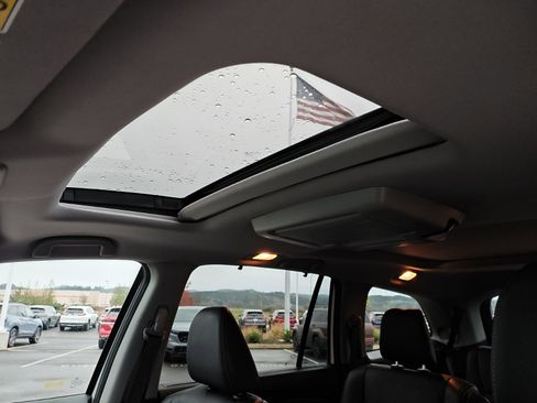 Used 2021 Honda Pilot Elite image 23