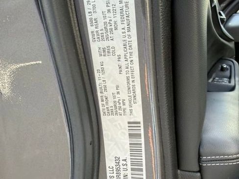 Used 2024 Jeep Grand Cherokee L Altitude image 26