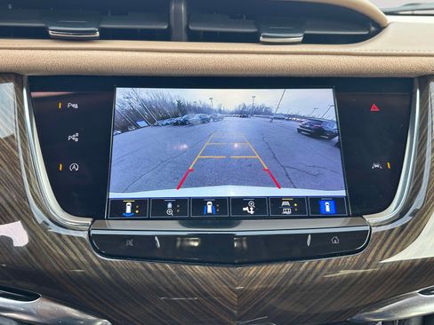 Certified 2023 Cadillac XT6 Premium Luxury w/ Platinum Package image 13