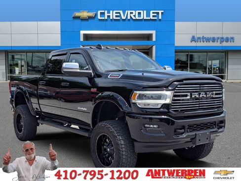 Used 2022 RAM 2500 Laramie AWD/4WD image 1
