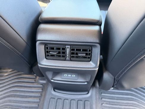 Used 2024 Honda CR-V EX-L image 19