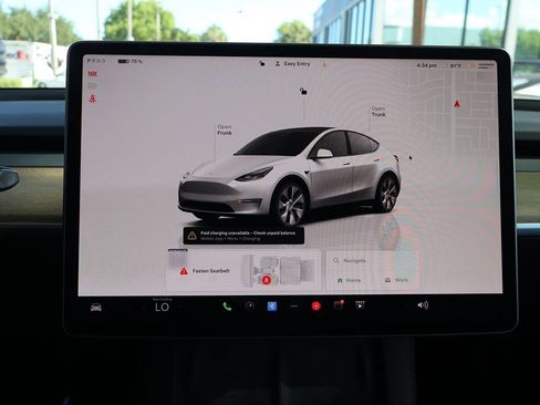 Used 2023 Tesla Model Y Long Range AWD/4WD image 36