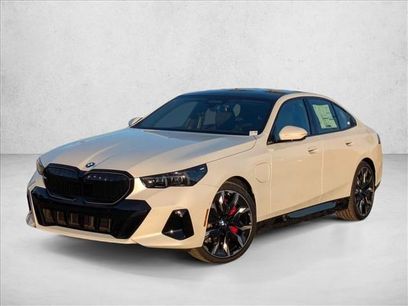 New 2026 BMW 550e xDrive