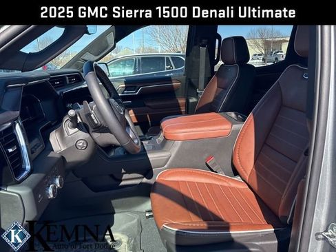 Used 2025 GMC Sierra 1500 Denali Ultimate image 11
