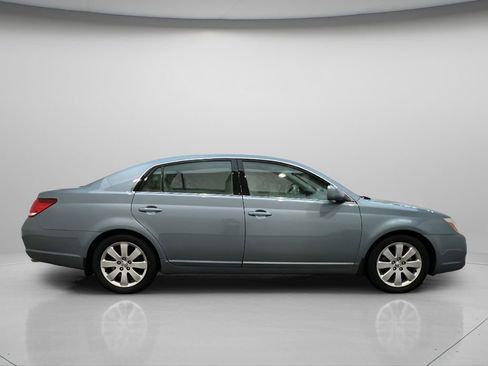 Used 2006 Toyota Avalon XLS image 7