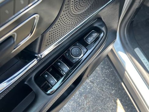 Used 2023 Lincoln Corsair FWD image 16