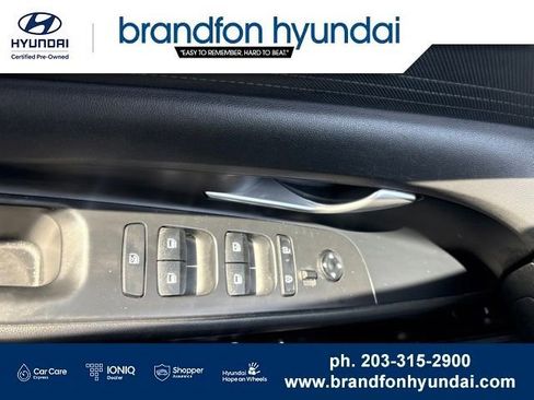 Used 2024 Hyundai Elantra SEL FWD image 12