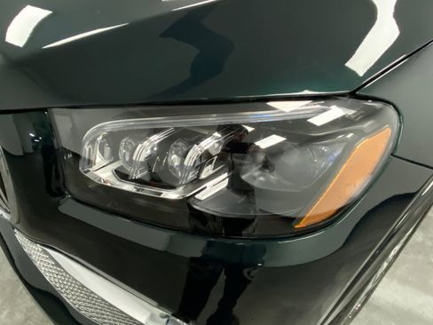 Used 2021 Mercedes-Benz Maybach GLS 600 4MATIC image 12