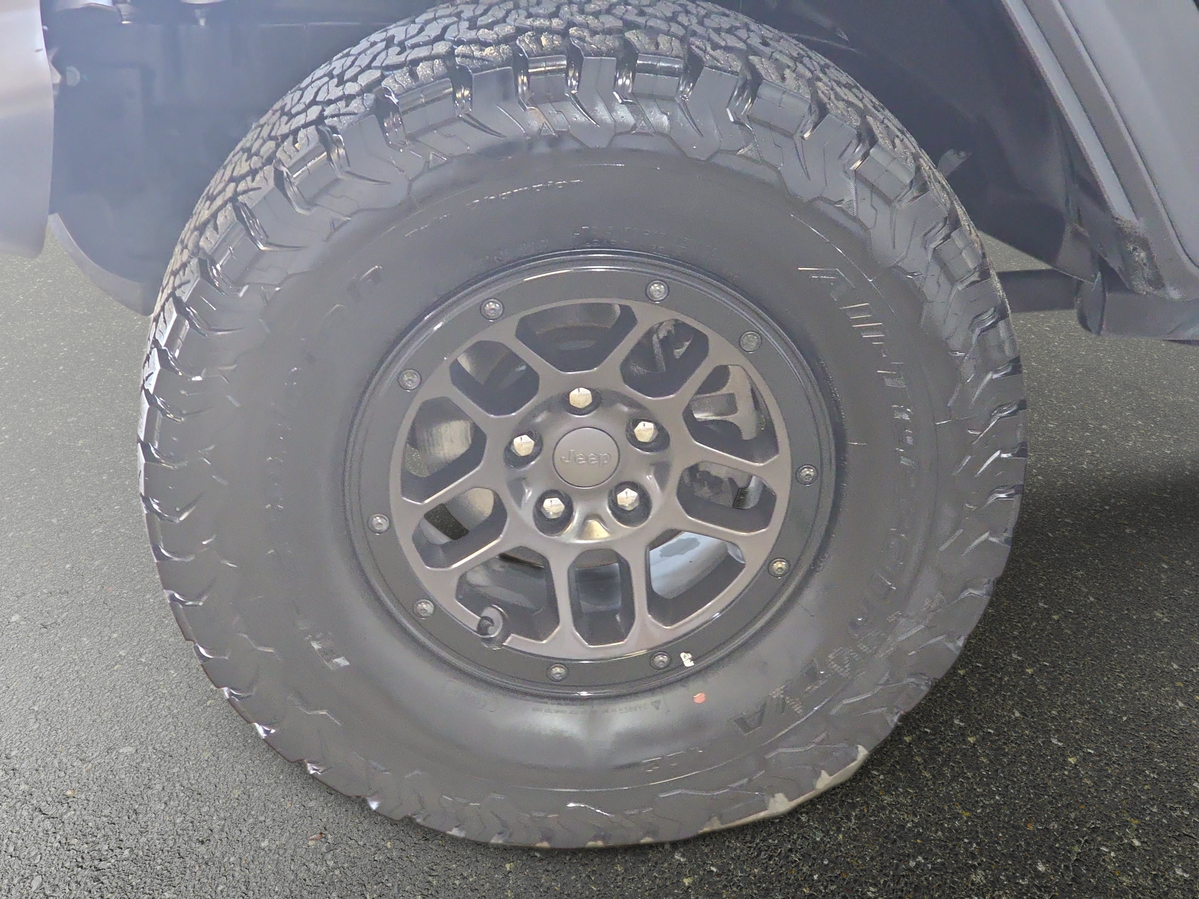 Used 2023 Jeep Wrangler Unlimited Rubicon w/ Xtreme 35 Tire Package AWD/4WD image 30