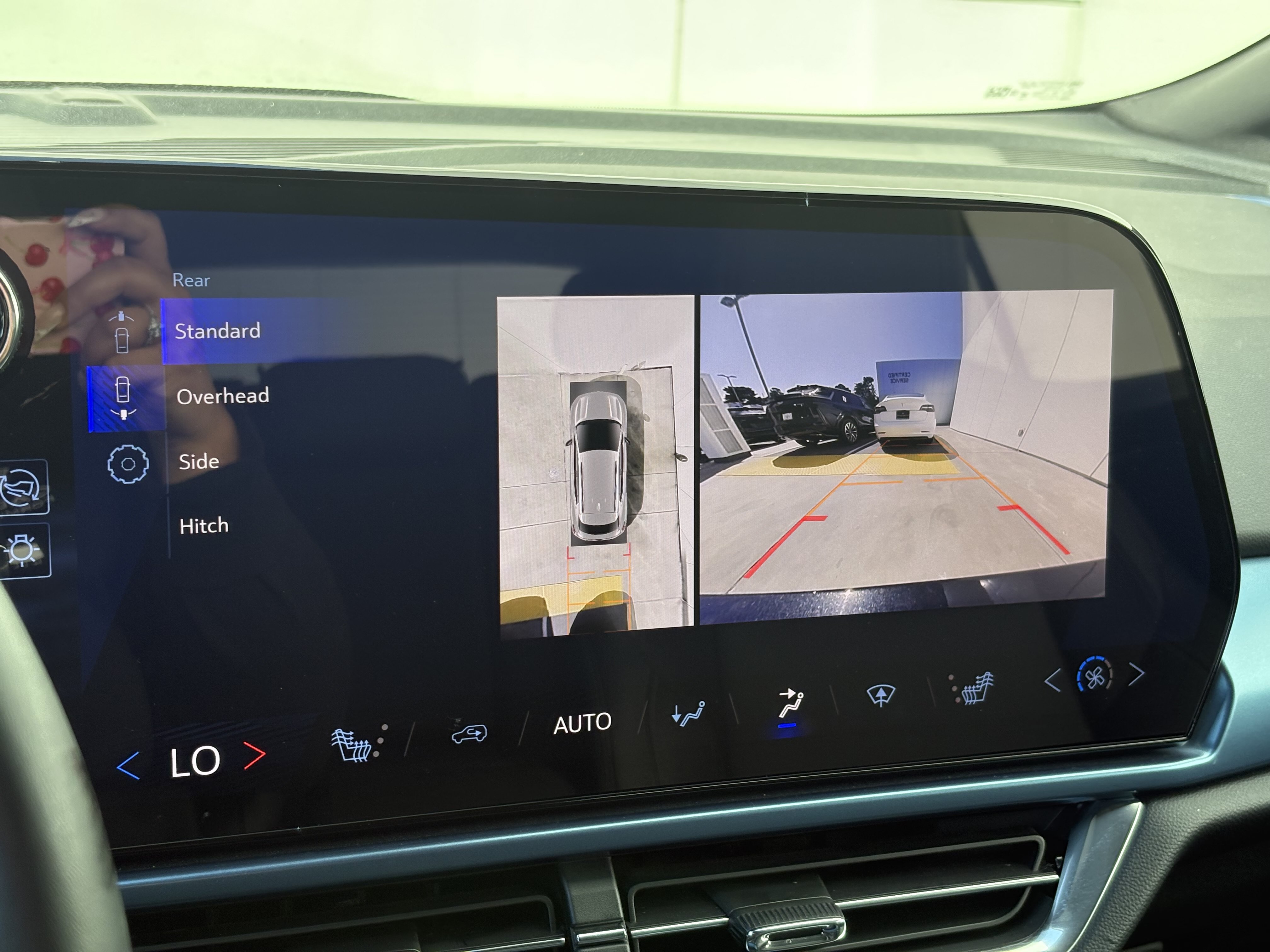 Used 2024 Chevrolet Equinox EV LT w/ Active Safety Package 3 FWD image 22