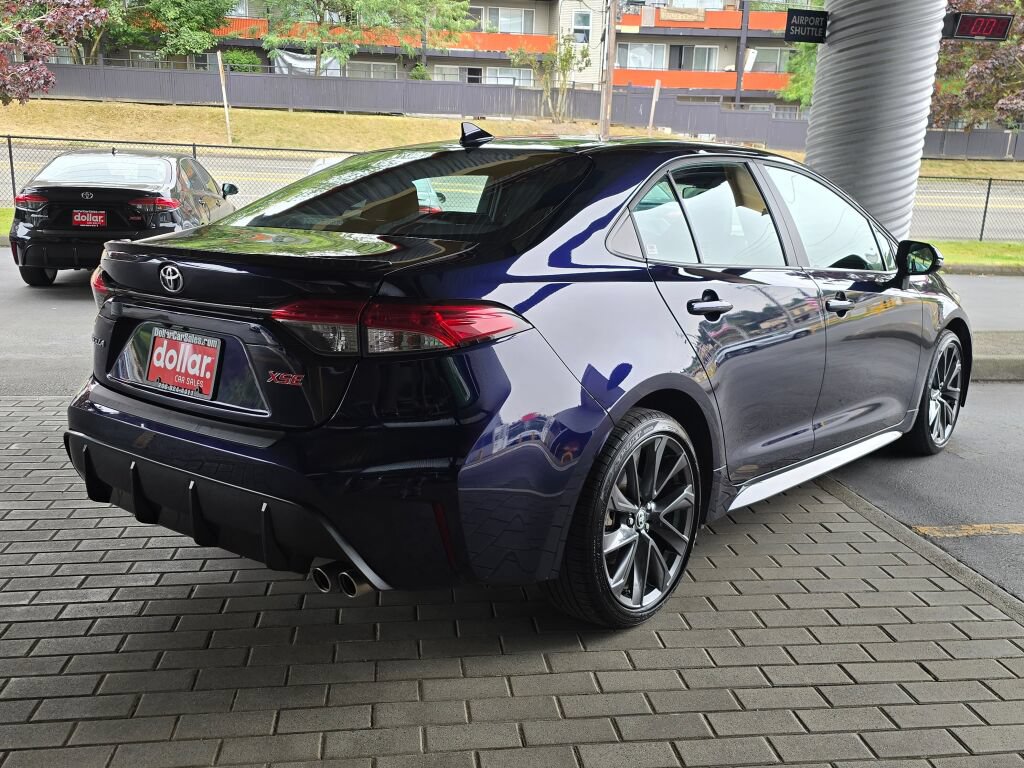 Used 2024 Toyota Corolla XSE FWD image 5