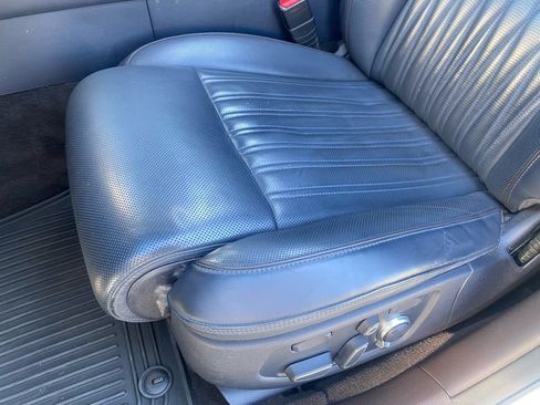 Used 2021 Genesis G90 3.3T Premium image 22