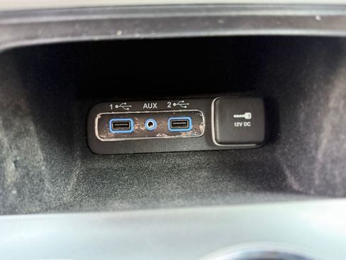 Used 2018 Jeep Grand Cherokee Limited AWD/4WD image 27
