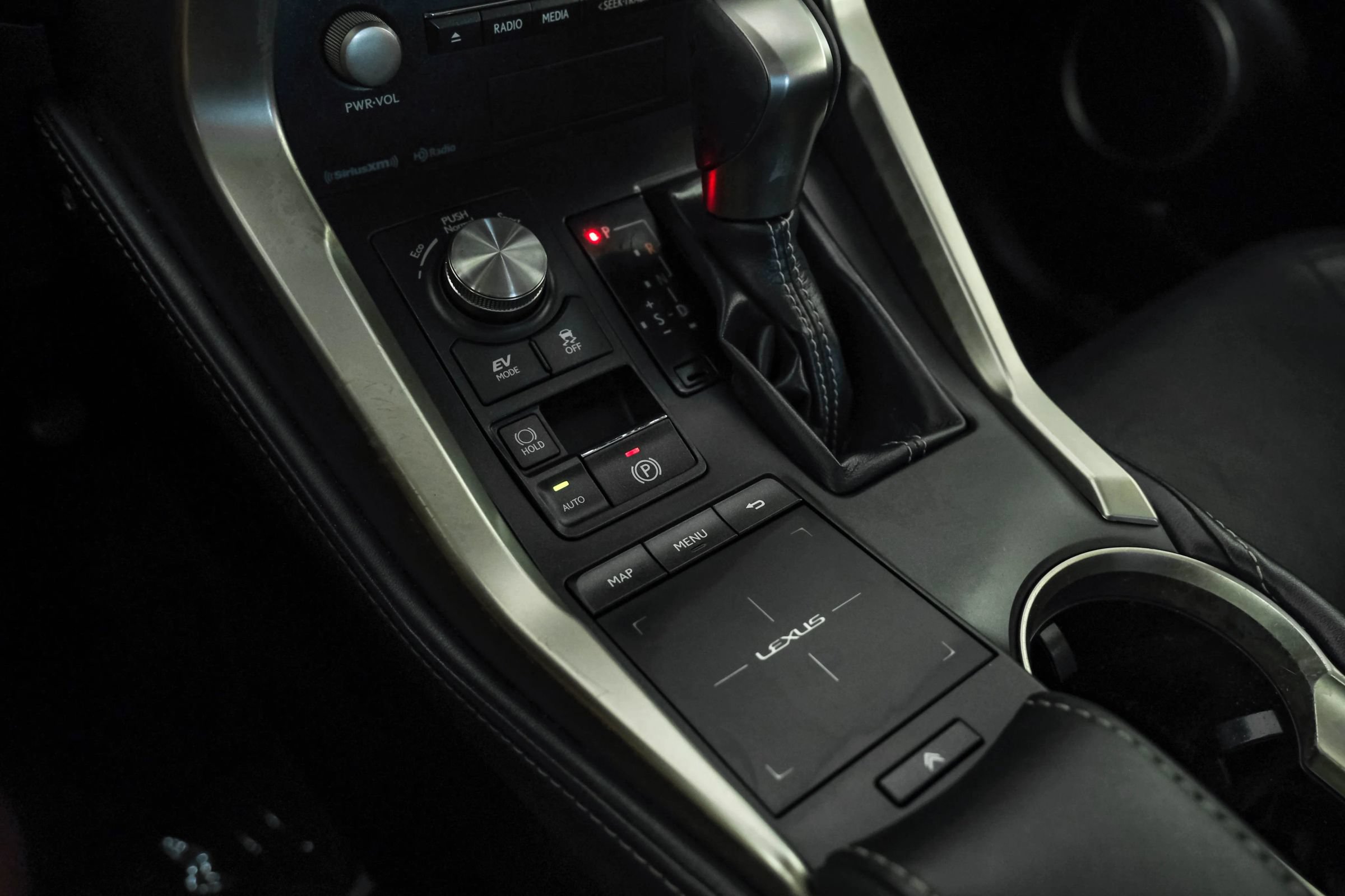 Used 2018 Lexus NX 300h AWD w/ Luxury Package image 22
