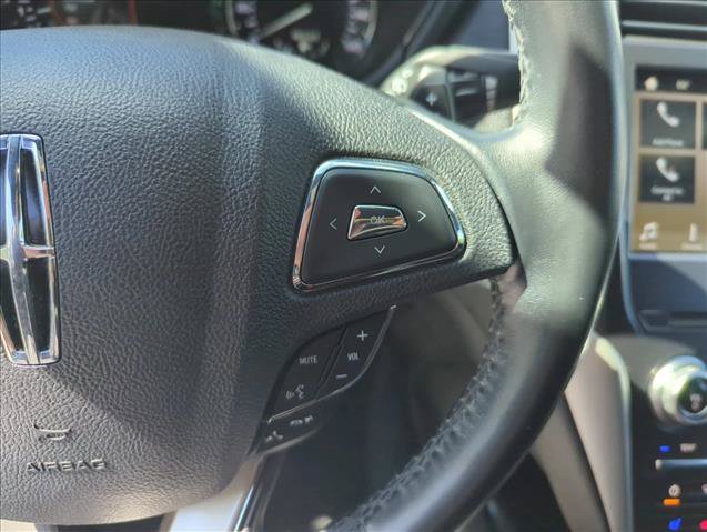 Used 2019 Lincoln MKC Reserve FWD image 18