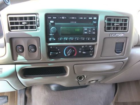 Used 2001 Ford Excursion Limited RWD image 15