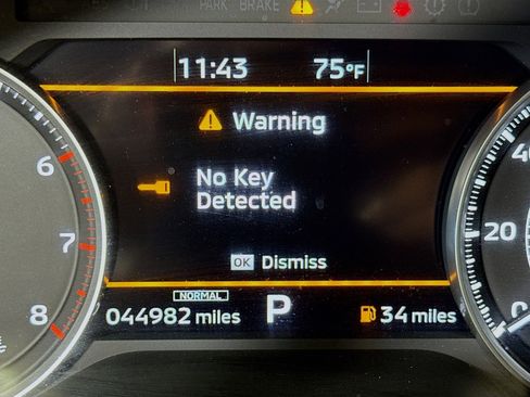 Used 2022 Mitsubishi Outlander SEL Black Edition image 16