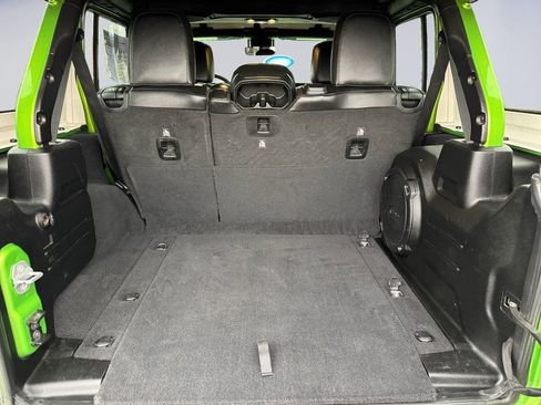 Used 2019 Jeep Wrangler Unlimited Rubicon image 21