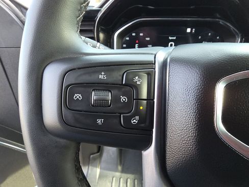 Used 2023 GMC Sierra 1500 Elevation image 19