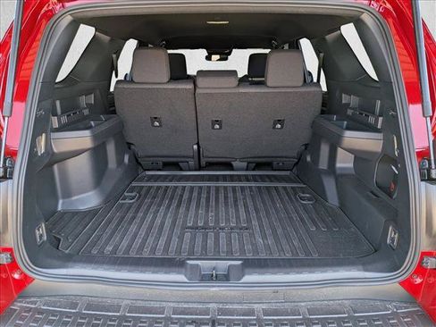 Used 2026 Toyota 4Runner SR5 AWD/4WD image 7