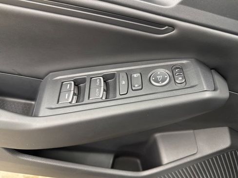 Certified 2025 Honda Accord SE image 30