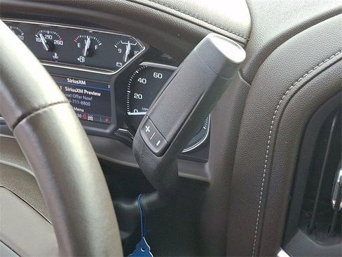 Certified 2022 GMC Sierra 1500 SLT w/ SLT Premium Plus Package image 17