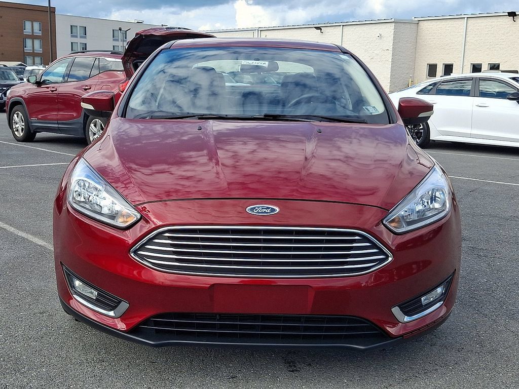 Used 2016 Ford Focus Titanium w/ Exterior Protection Package FWD image 2