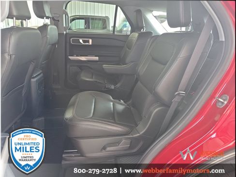 Used 2024 Ford Explorer XLT w/ Equipment Group 202A AWD/4WD image 13