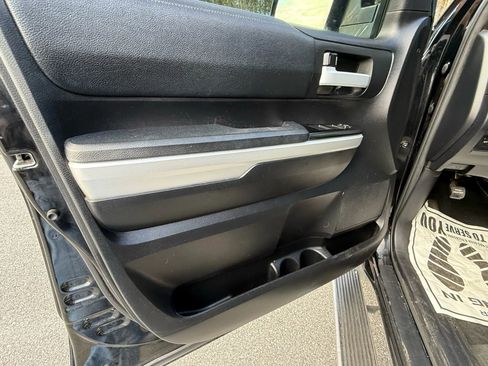 Used 2017 Toyota Tundra SR5 w/ TRD Off Road Package image 14