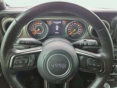 Used 2018 Jeep Wrangler Unlimited Sport S AWD/4WD image 24