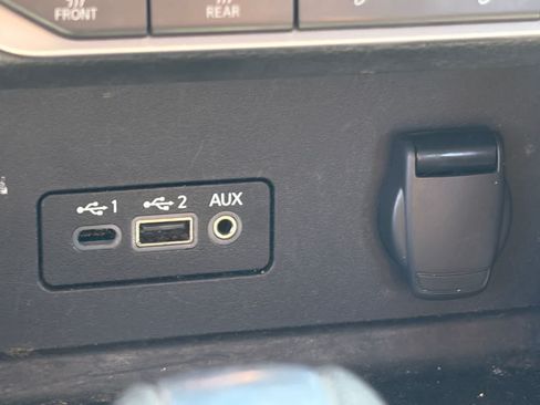 Used 2020 Nissan Sentra SV FWD image 16