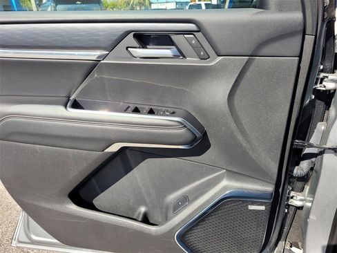 Certified 2025 GMC Acadia Elevation image 22