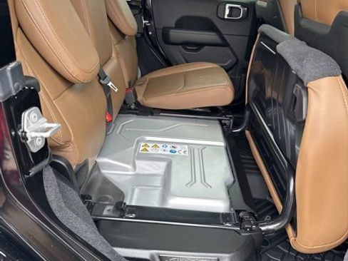 Used 2021 Jeep Wrangler Unlimited Rubicon 4xe w/ Steel Bumper Group image 53