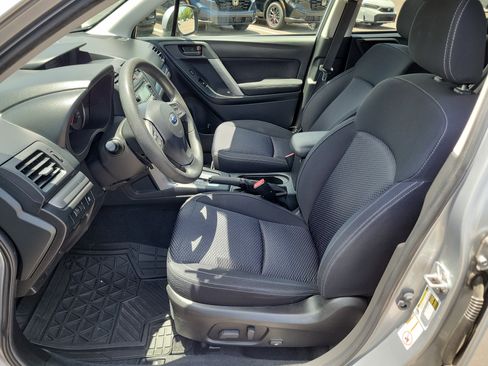 Used 2015 Subaru Forester 2.5i Premium AWD/4WD image 24
