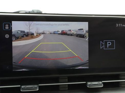 Used 2025 Hyundai Kona SEL image 30