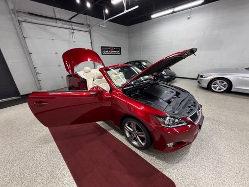Used 2013 Lexus IS 250C RWD image 51