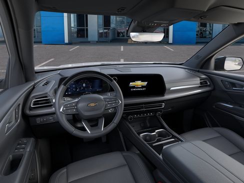 New 2026 Chevrolet Traverse LT image 15