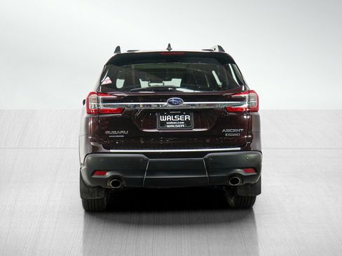 Used 2024 Subaru Ascent Touring AWD/4WD image 4