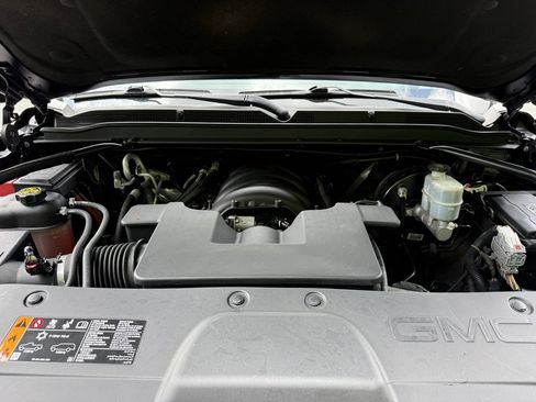 Certified 2020 GMC Yukon Denali w/ Denali Ultimate Package image 12