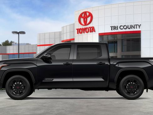 New 2026 Toyota Tundra Platinum AWD/4WD image 4