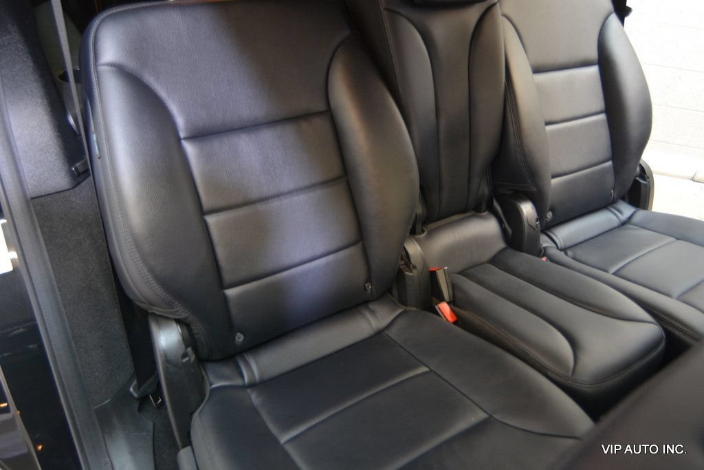 Used 2012 Mercedes-Benz R 350 BlueTEC 4MATIC image 25