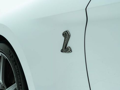 Used 2021 Ford Mustang Shelby GT500 w/ Carbon Fiber Track Pack image 23