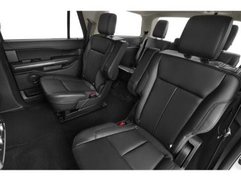 Used 2023 Ford Expedition XLT AWD/4WD image 13
