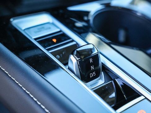 New 2026 Volkswagen Atlas SE image 32