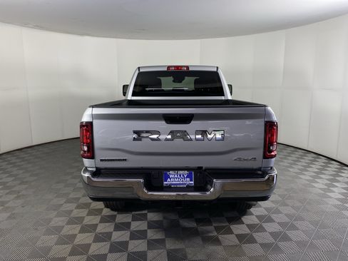 Used 2026 RAM 2500 Big Horn AWD/4WD image 8