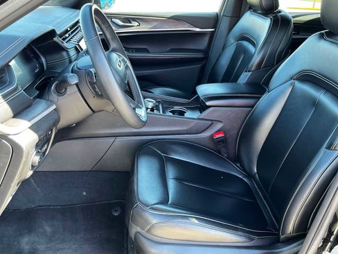 Used 2024 Jeep Grand Cherokee Limited 4xe image 12