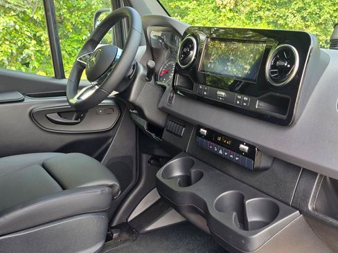 New 2026 Mercedes-Benz Sprinter 2500 image 26