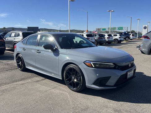 Used 2023 Honda Civic Sport image 25