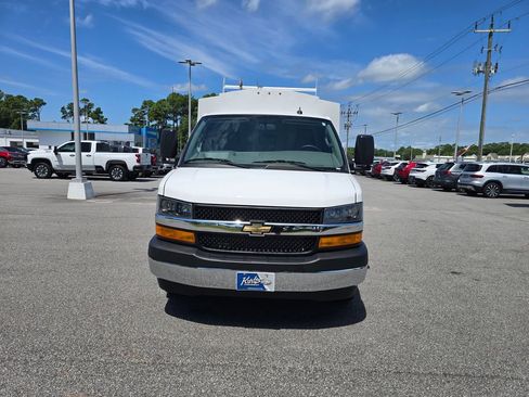 New 2025 Chevrolet Express 3500 w/ Power Convenience Package RWD image 8